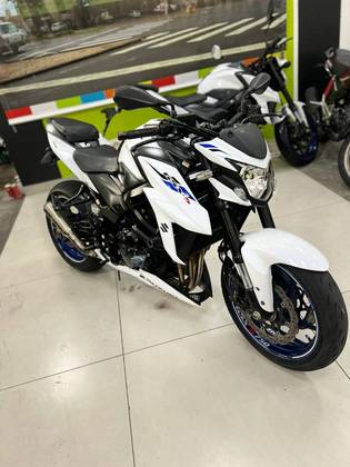 SUZUKI GSX-S750A SUZUKI GSX-S750A